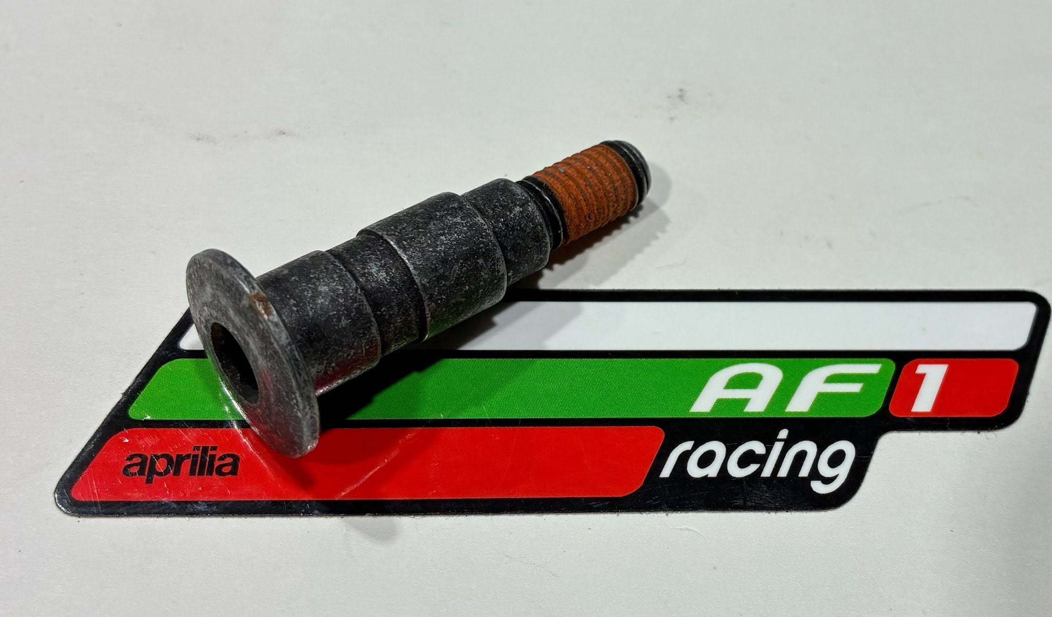OEM Aprilia Pedal Pivot Bolt - 2B012762 (ex 884033) (ex AP8121223) (ex 2B013522)