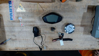 USED DASHBOARD/LOCKSET - 2D000107 (ex B043265)